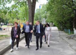 Ограничители скорости и ремонт детских площадок: 12 микрорайон в Анапе ждёт благоустройство