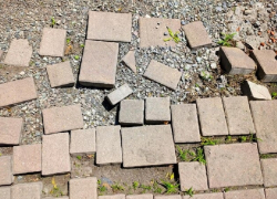 Отсутствие освещения и разбитые тротуары – на что жаловались анапчане в МЦУ