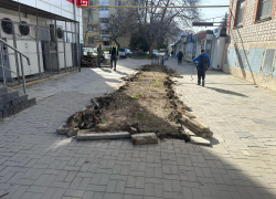 «Стометровку» в 12 микрорайоне продолжают благоустраивать