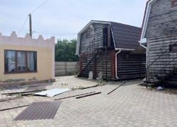 На побережье Анапы начали сносить кафе «Калипсо», рыбачий стан и летние домики