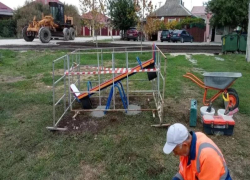 В Анапе обновляют детские площадки и ремонтируют тротуары: что сделали за последние дни