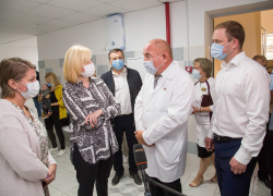 Вице-губернатор Кубани Анна Минькова побывала в детской поликлинике Анапы