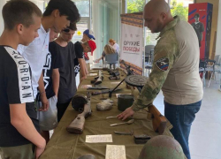 Оружие победы показали детям в Сукко под Анапой