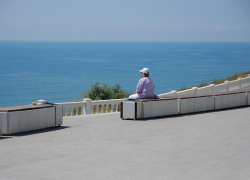 В Международный день серфинга в Анапе, в основном, солнечно