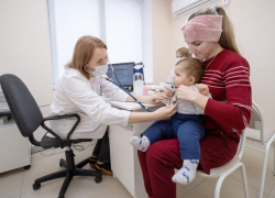 Мэр города Василий Швец поздравил анапчан с днём медработника