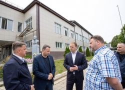 Мэр Анапы потребовал ускорить строительство школы №11 в Супсехе