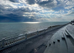 В Анапе возможны гроза, град и сильный ветер