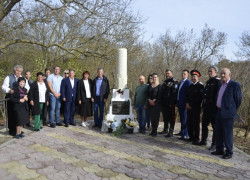 В хуторе под Анапой провели благоустройство места захоронения рода Пиленко