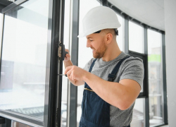 Что такое дешевое и прозрачное? Где в Анапе заказать окна