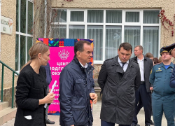 Вениамин Кондратьев и Владимир Устинов проверили пункты размещения беженцев в Анапе