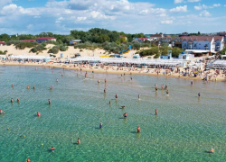 Плаваем без кругов и матрасов: море в Анапе прогрелось до комфортных температур