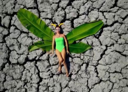 «Пейзажи по-марсиански»: блогер устроила фотосессию на вулкане недалеко от Анапы