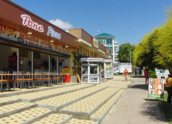 Далеко не Франция: бульвар Шардоне в Анапе находится в плачевном состоянии