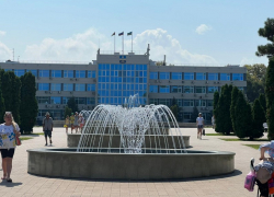 В День воздушного флота России в Анапе солнечно и жарко