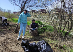 В лесополосах Анапского района сделали большую уборку