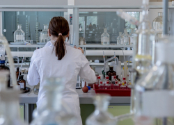 Знают ли апанчане, что в ближайшем будущем из поликлиник в России исчезнут кабинеты стоматологов