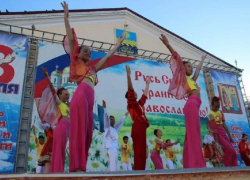 Ростовые фигуры, мастер-классы, концерт – мероприятия в Анапе в День семьи, любви и верности