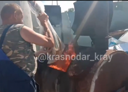 Более 13 кг испанского мяса нашли в магазине под Анапой и сожгли