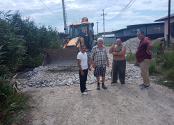 «У нас на улице праздник»: анапчанин из хутора Красный рассказал о засыпанной дороге