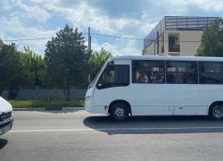 Наличный или безналичный расчет в автобусах Анапы: решает пассажир