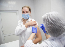 Первый вице-мэр Анапы Светлана Балаева и другие заместители мэра прошли ревакцинацию