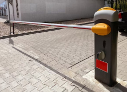 В Анапе обсудили вопрос о неправомерности размещения шлагбаумов в МКД