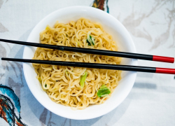 Что нужно знать анапчанам: Роскачество проверило лапшу, выявило токсины в 13 образцах