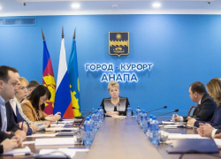 Мэр Анапы поставила благоустройство и жалобы граждан на особый контроль