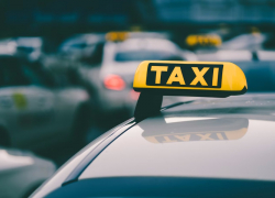 Операторов такси в Анапе будут штрафовать за сотрудничество с водителями-нелегалами