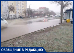 «Была бы ливнёвка – проблемы бы не было»: анапчанка рассказала о затоплении улицы Ивана Голубца