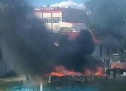 Очевидцы: горит автобус в районе "Юности" в Анапе