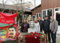 Как в Анапе отмечали 140-летие Сталина: фоторепортаж