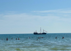 В день воды в Анапе солнечно и жарко