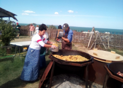 Тонна плова и похищение невесты: казачья станица Атамань