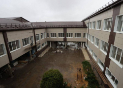 Прокуратура Анапы проверила ход капремонта школы в селе Супсех