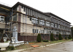 В Супсехе проверили ход работ капремонта школы