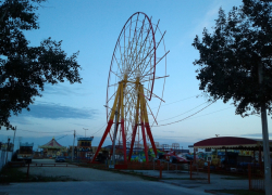 В день свежего ананаса в Анапе дождливо и пасмурно