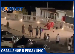 Ночные танцы на набережной не дают уснуть анапчанам