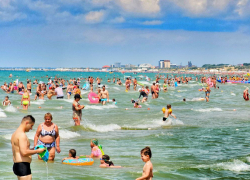 Больше половины россиян провели отпуск на море – Анапу признали самым популярным курортом