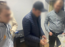 В Анапе приезжий хотел дать взятку полицейскому за непривлечение к уголовному делу