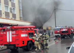 В Анапе горит торговая точка на Центральном рынке