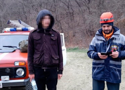 В лесу под Анапой заблудился подросток: его нашли спасатели
