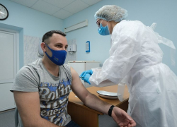 Врач-иммунолог рассказала, какой нужно сдать один анализ перед вакцинацией СOVID-19