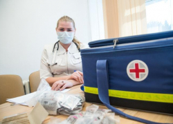 Кто не успел в Анапе сделать деткам прививку от гриппа,  до 5 декабря можно сделать