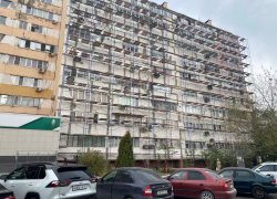 В Анапе продолжают капитальный ремонт многоквартирных домов