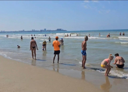 Теплое море и медузы: ситуация на пляжах Анапы