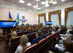 Василий Швец поручил закончить капитальный ремонт школ Анапы к новому учебному году