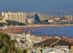 В Анапе за летний сезон отдохнуло 3,5 млн туристов 