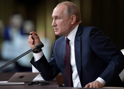 Путин поручил увеличить ж/д перевозки в южном направлении в полном объеме и без сбоев