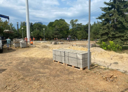 Новые деревья появятся у Театральной площади в Анапе